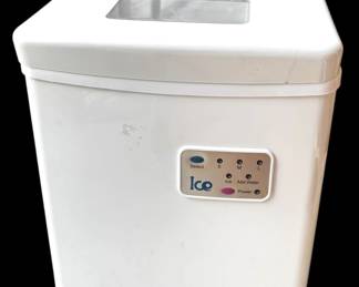 White ICE Maker