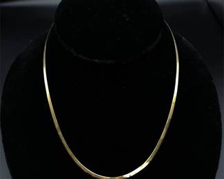 Classic Brightly Polished Herringbone Chain Necklace in Yellow Gold
