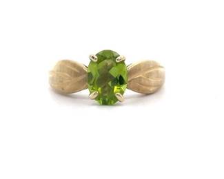 Oval Peridot Textured Estate Ring in Yellow Gold