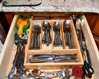 174Kitchen