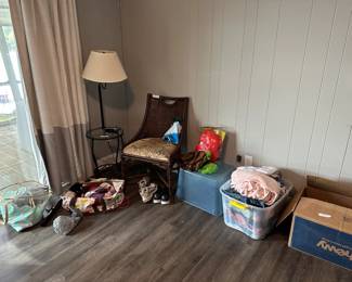 Clothing, Side Table/Lamo, Seat