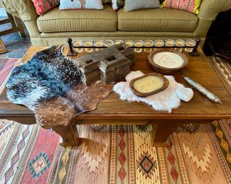 Fantastic solid wood coffee table 