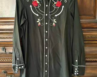 Collection of Ranch and Boho-Chic style women’s clothing 