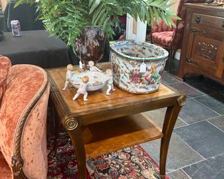 Beautiful claw footed side table 