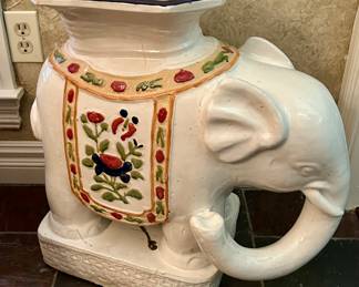 Elephant patio stool/table
