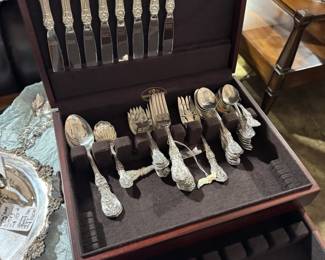 Reed & Barton Sterling Silver flatware, Frances 1,  46 pieces, service for 8, over 1900 g without knives, cake server