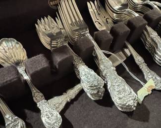 Reed & Barton Sterling Silver flatware, Frances 1,  46 pieces, service for 8, over 1900 g without knives, cake server