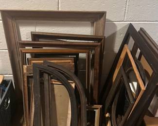 Assorted Vintage Picture Frames 