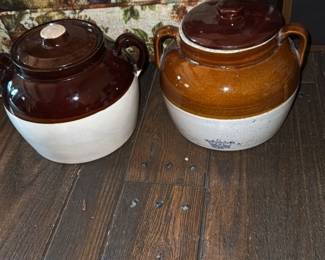 Stoneware Crock with Lid 