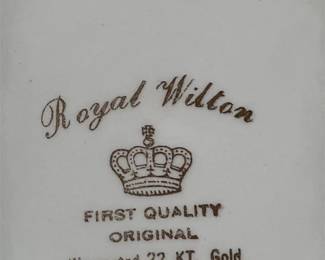 Royal Wilton "First Quality Original" Dinnerware Set 