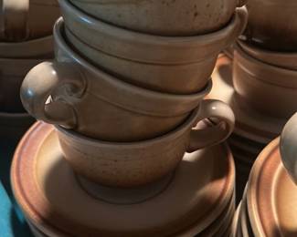 Stoneware Coffee Cups and Saucers Set 