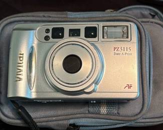 Vivitar PZ3115 Date-A-Print 35mm Film Camera 