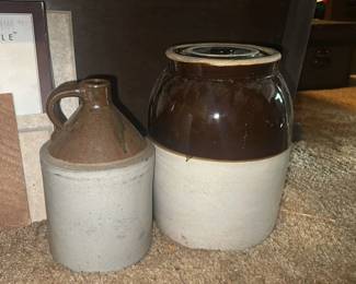 stoneware crock with lid 