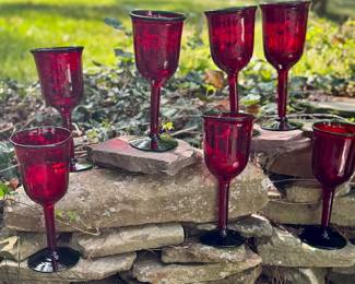 Red and green Goblets