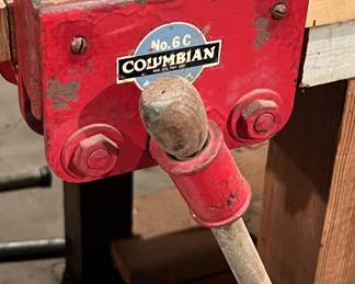 Lot 532 | VIntage Columbian Clamp Vice No. 6 C
