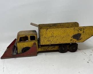 Lot 246 | Roberts Pressed Steel Dump Truck Vintage Toy
