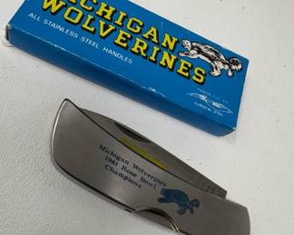 Lot 77 | 1981 U of M Rose Bowl Wolverines Pocket Knife
