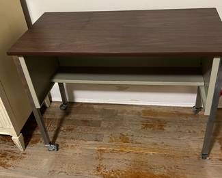 Lot 389 | Metal Desk on Wheels
