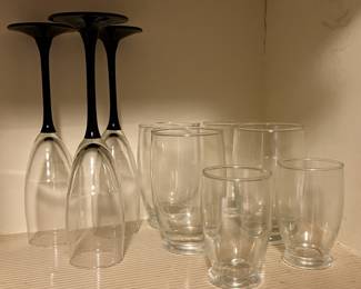 Lot 313 | Classic Glassware Champagne Flutes Juice Glasses
