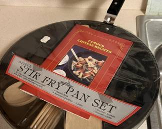Lot 335 | NEW Stir Fry Pan Set Wok Utensils Book
