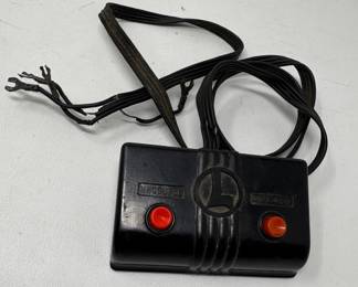 Lot 116 | Lionel RCS Remote Control Section Controller
