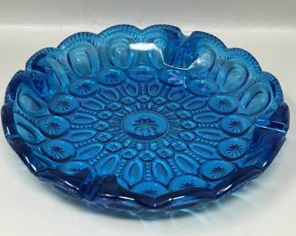 Lot 14 | Ashtray L.E. Smith Moon and Stars Blue Glass
