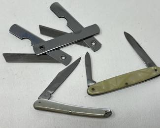 Lot 47 | Vintage Straight Edge Razors, Pocket Knives
