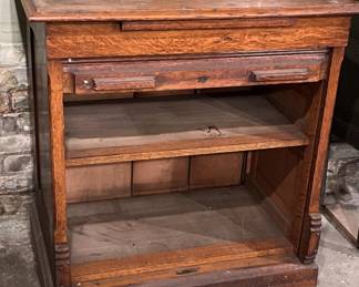 Lot 538 | Antique Rolled Front Oak Oak Cabinet
