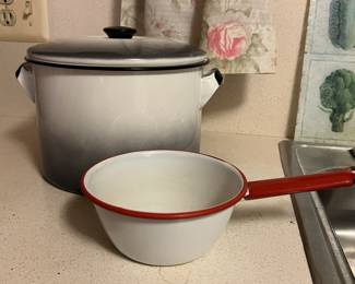 Lot 334 | Vintage Enamel Stock Pot Sauce Pan
