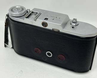 Lot 475 | Voigtlander Bessa I Vintage Film Camera
