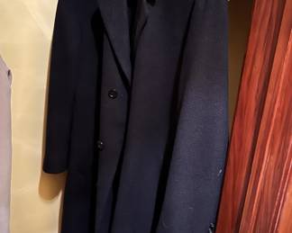 Lot 96 | 44Short Mens Brooks Bros Cashmere/Wool Dress Coat
