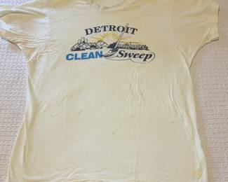 Lot 59 | Vintage Detroit Clean Sweep Tee Single Stitch
