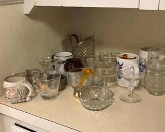 Lot 314 | Vintage Kitchen Glasses Santa Mug, Etc

