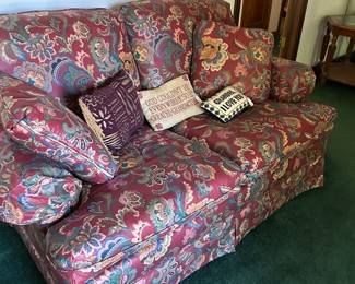 LOVE SEAT