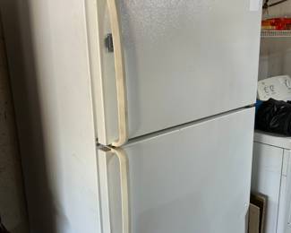 ROPER REFRIGERATOR