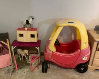 TOYS