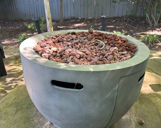 Propane fire pit