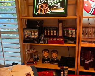 Barq's rootbeer neon sign