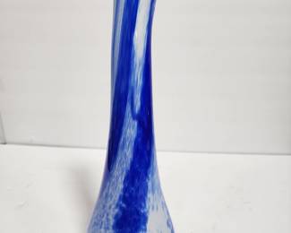 BLOWN GLASS VASE