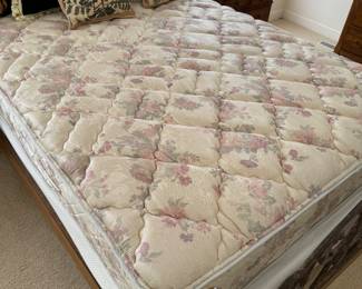 	#62	Clean,  Queen Mattress & Box Spring (Bed Frame Not Included)	 $100.00 				