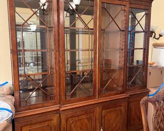 	#20	Heneredon Lighted Cabinet 71x17x91	 $375.00 				