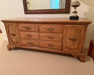 	#96	Thomasville Oak Dresser 75x21x32 upstairs	 $150.00 				