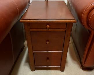 	#81	Side table 21x15x23	 $25.00 				