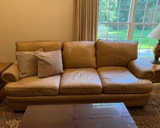 	#35	Leathercraft Inc Leather Sofa 87"L	 $250.00 				
