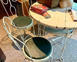 Ice Cream Parlor Table and Chairs