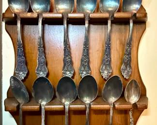 Spoon Display