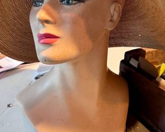 Fashion Tress, Inc Mannequin Bust