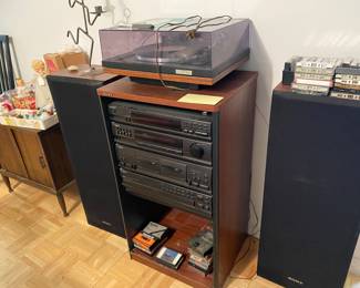 Vintage Sony stereo set & Realistic turntable
