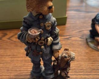 Boys Bears "the Colonel" Figurine