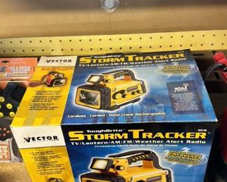 Vector Storm Tracker TV/Lantern/AM/FM/Weather Alert Radio